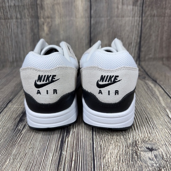 Nike Air Max 1 Essential Summit White/Black Mens sizes FZ5808-101 - Picture 3 of 8